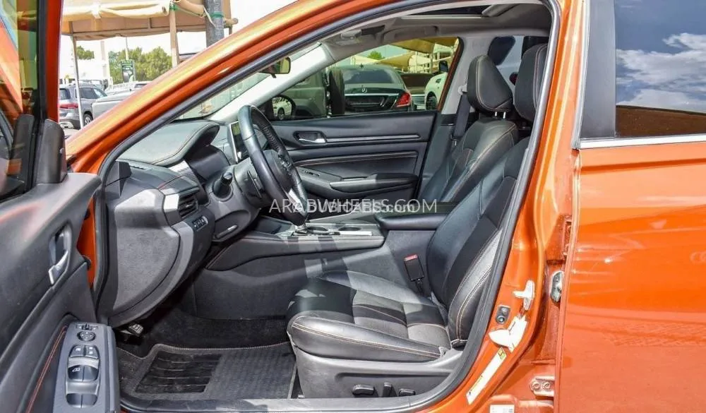 نيسان التيما 2020 for Sale in الشارقة Image-8