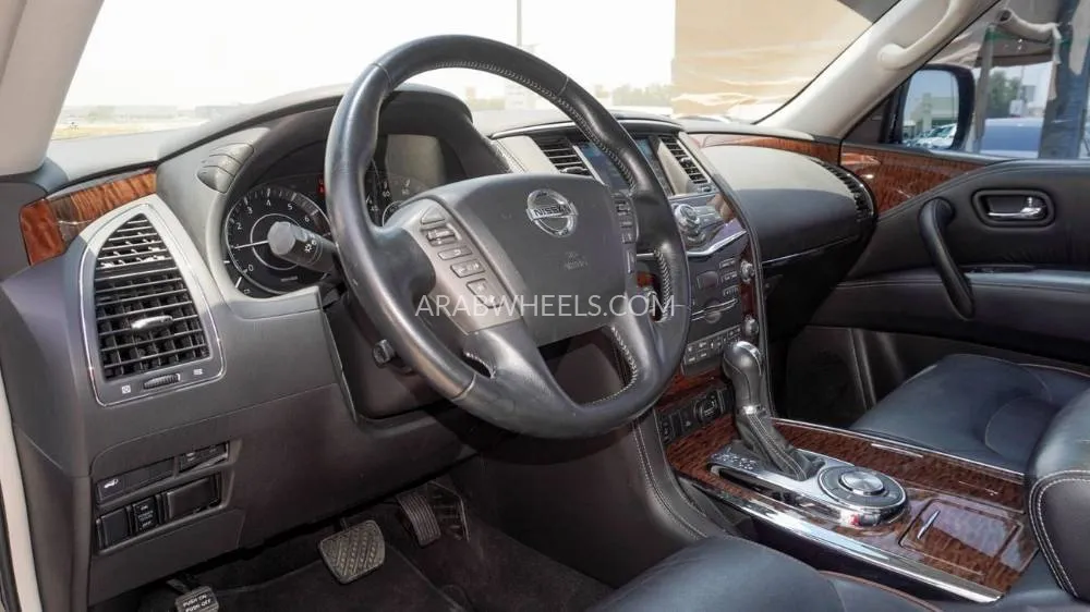 Nissan Armada 2021 for Sale in Sharjah Image-4