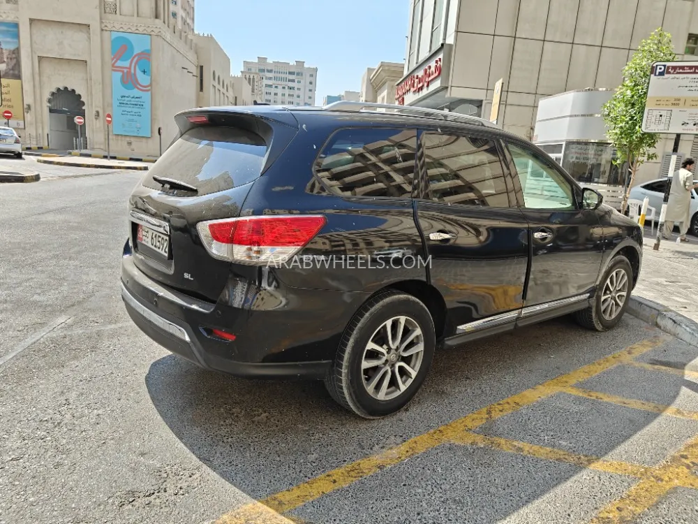 Nissan Pathfinder 2013 for Sale in Sharjah Image-6