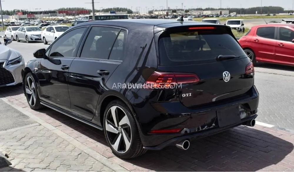 Volkswagen Golf 2019 for Sale in Sharjah Image-12