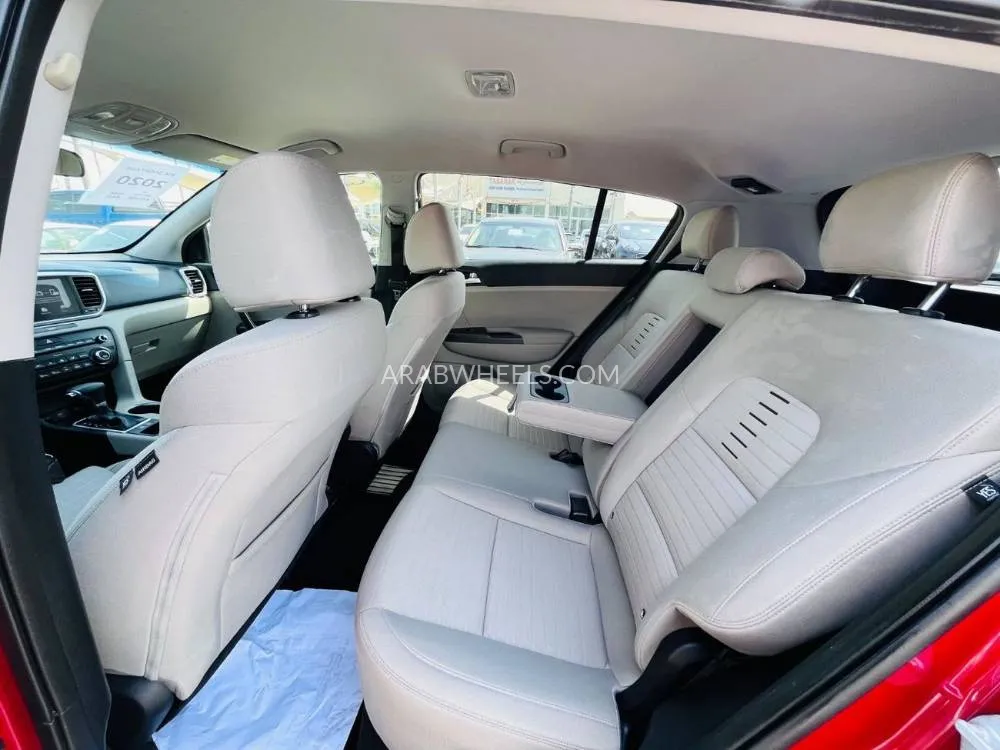 Kia Sportage 2020 for Sale in Sharjah Image-16