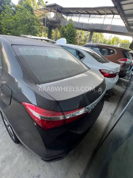 Toyota Corolla 2015 for Sale in Sharjah Image-4
