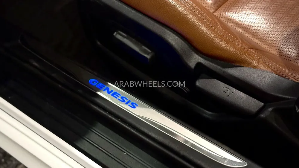 هيونداي جينيسيس 2016 for Sale in دبي Image-13