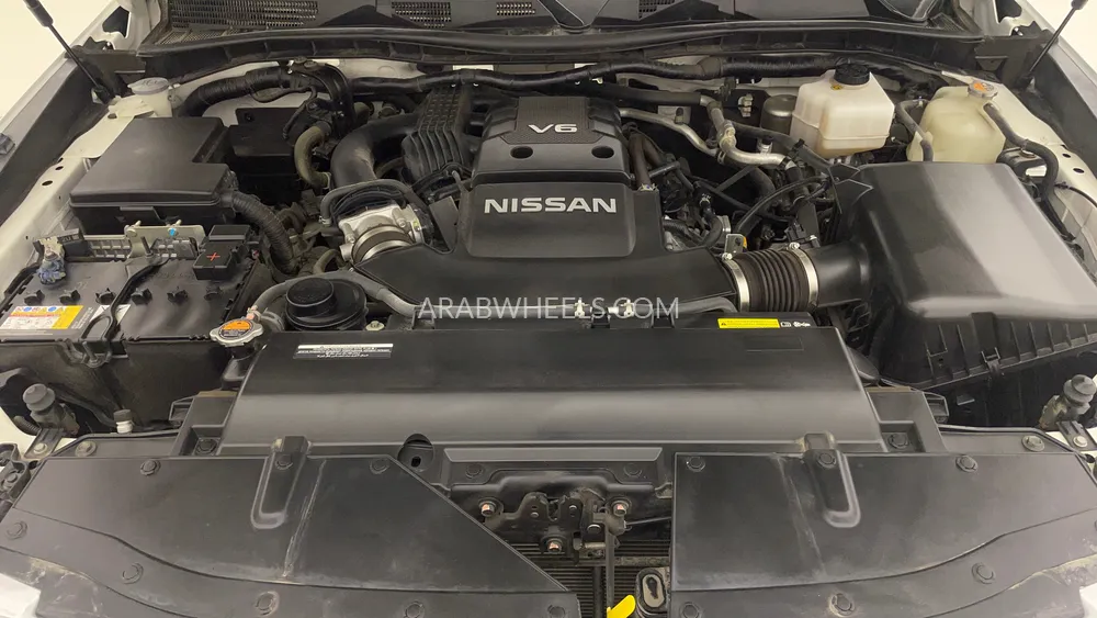 Nissan Patrol 2024 for Sale in Dubai Image-9