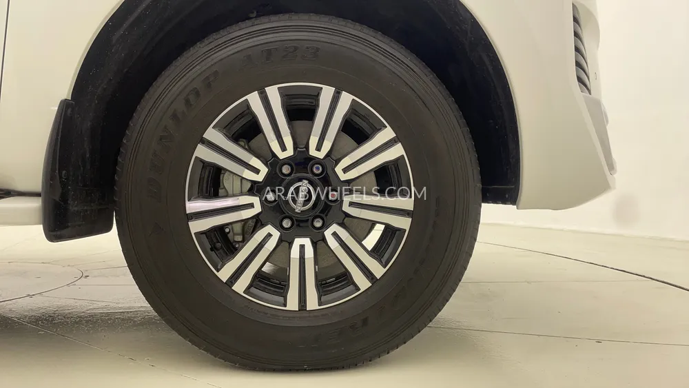 Nissan Patrol 2024 for Sale in Dubai Image-10