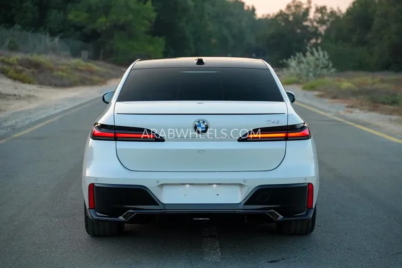 BMW 7 series 2025 for Sale in Sharjah Image-5