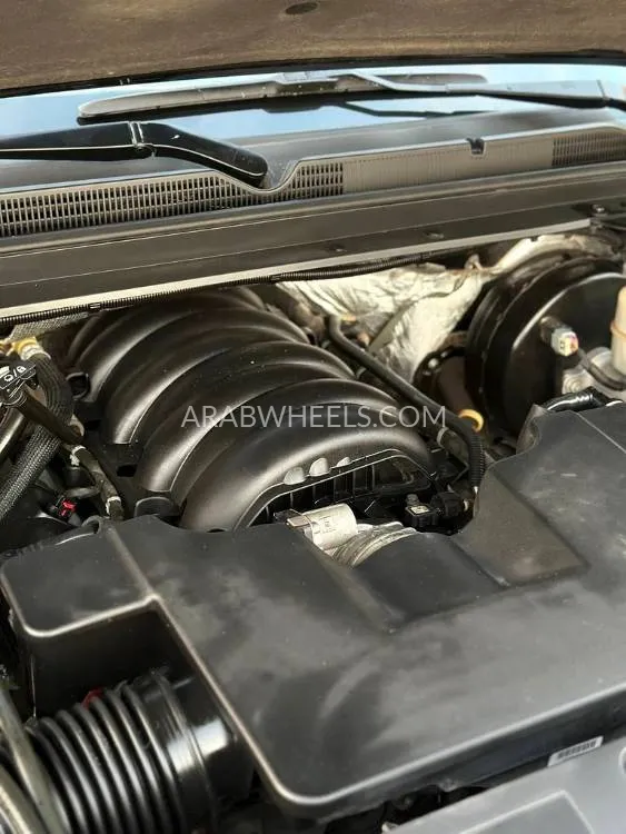 Chevrolet Tahoe 2015 for Sale in Abu Dhabi Image-6