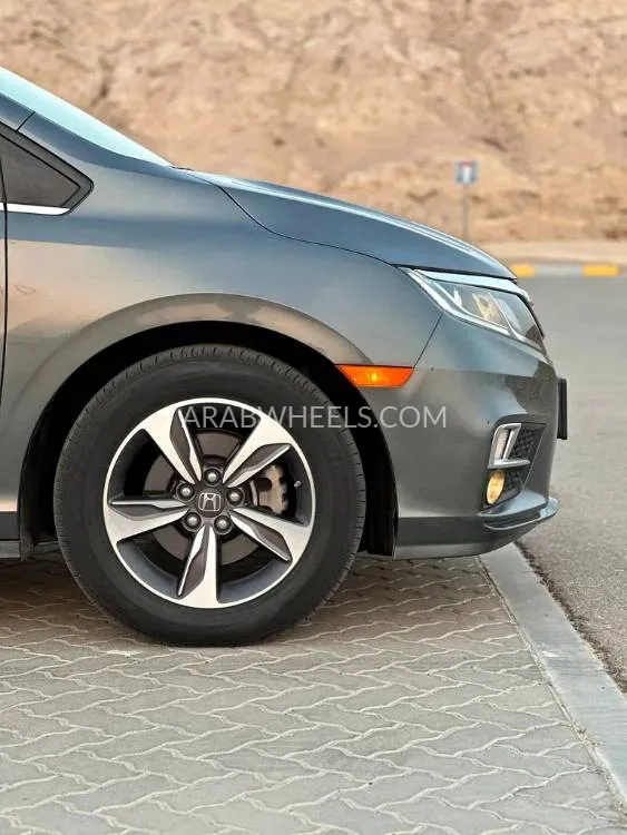Honda Odyssey 2019 for Sale in Abu Dhabi Image-2