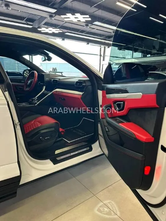 Lamborghini Urus 2021 for Sale in Dubai Image-9
