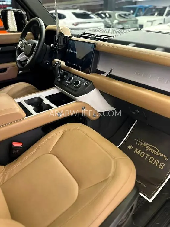 Land Rover Defender 2025 for Sale in Dubai Image-11