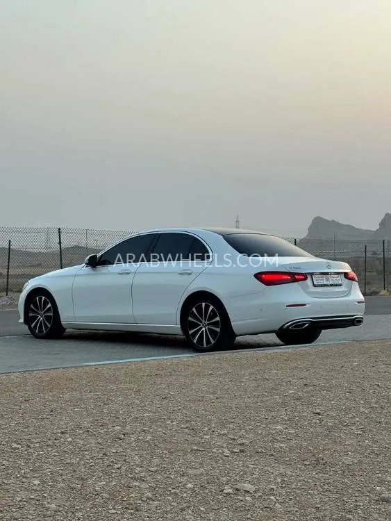 Mercedes Benz E Class 2023 for Sale in Abu Dhabi Image-2