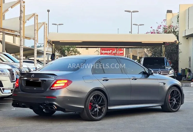Mercedes Benz E Class 2018 for Sale in Sharjah Image-10