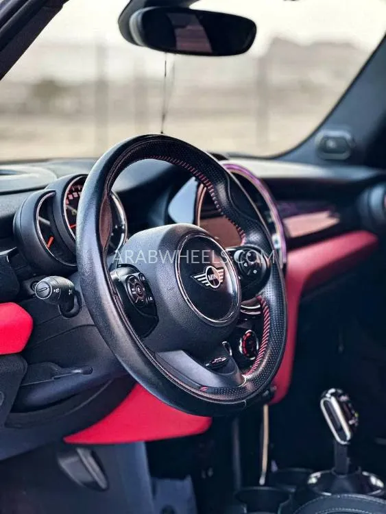 Mini Cooper 2019 for Sale in Abu Dhabi Image-16