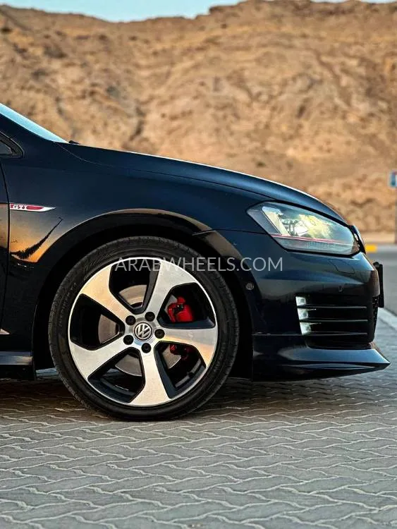 Volkswagen Golf 2017 for Sale in Abu Dhabi Image-7