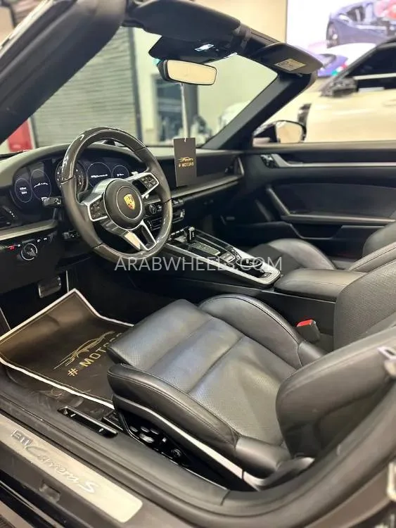 Porsche 911 2020 for Sale in Dubai Image-2