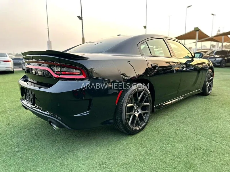 دودج تشارجر 2018 for Sale in الشارقة Image-3