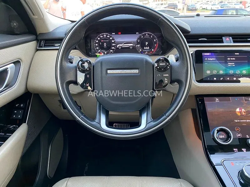 Land Rover Range Rover Velar 2019 for Sale in Sharjah Image-7