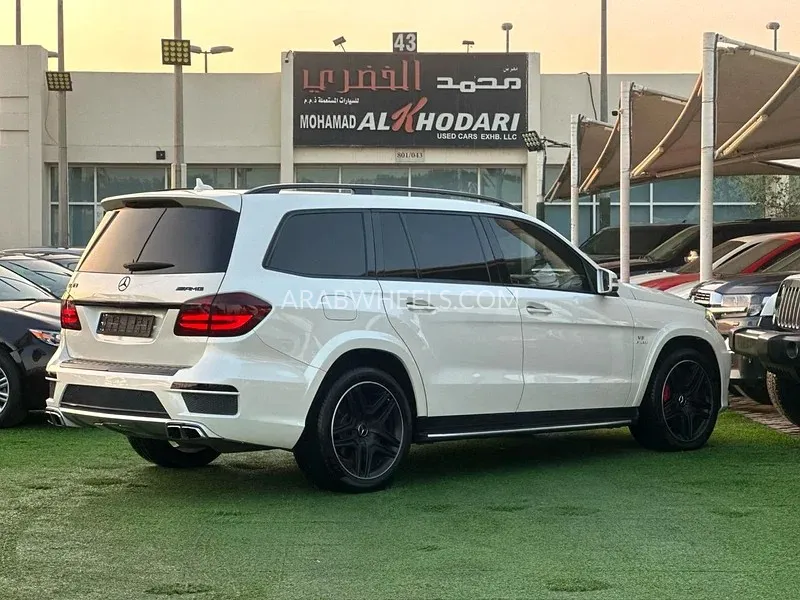 Mercedes Benz GL Class 2016 for Sale in Sharjah Image-9