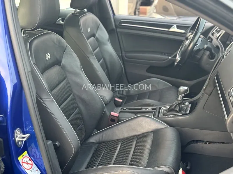 Volkswagen Golf 2018 for Sale in Sharjah Image-8