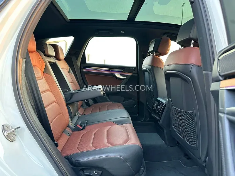  فولكس واجن طوارق 2018 for Sale in الشارقة Image-15