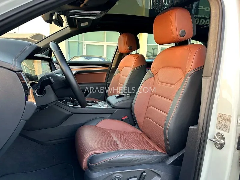  فولكس واجن طوارق 2018 for Sale in الشارقة Image-17