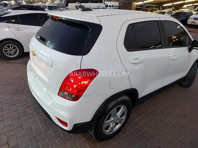 Chevrolet Trax 2021 for Sale in Sharjah Image-5