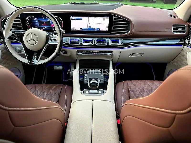 مرسيدس بنز GLS 2024 for Sale in الشارقة Image-17