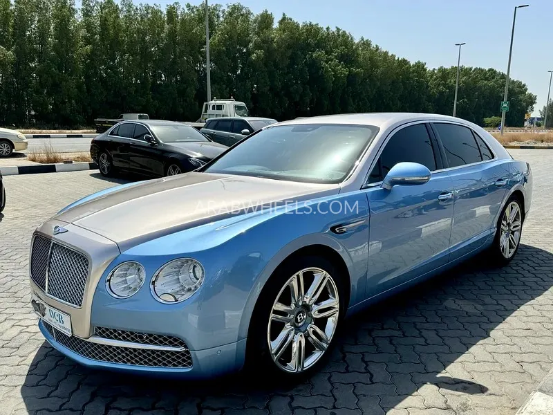 Bentley Flying Spur 2017 for Sale in Sharjah Image-1