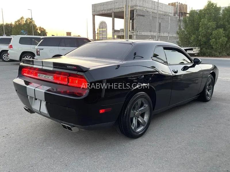 Dodge Challenger 2013 for Sale in Sharjah Image-5