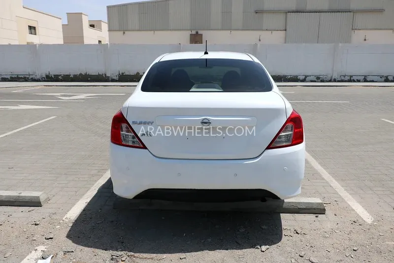 Nissan Sunny 2019 for Sale in Abu Dhabi Image-9