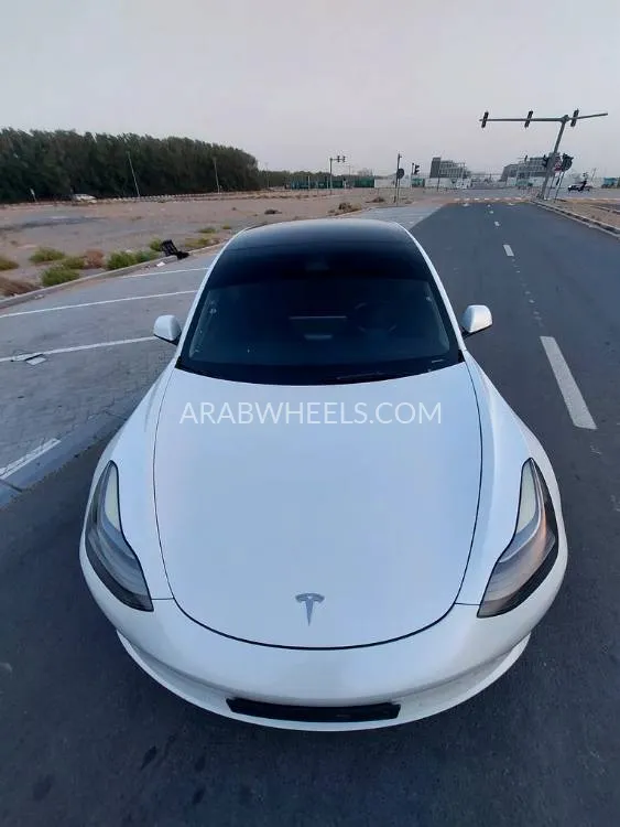 Tesla Model 3 2021 for Sale in Sharjah Image-16