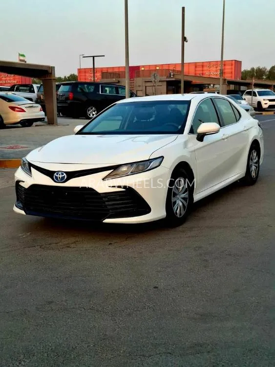 تويوتا كامري 2024 for Sale in الشارقة Image-2