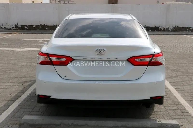 تويوتا كامري 2019 for Sale in أبو ظبي Image-4
