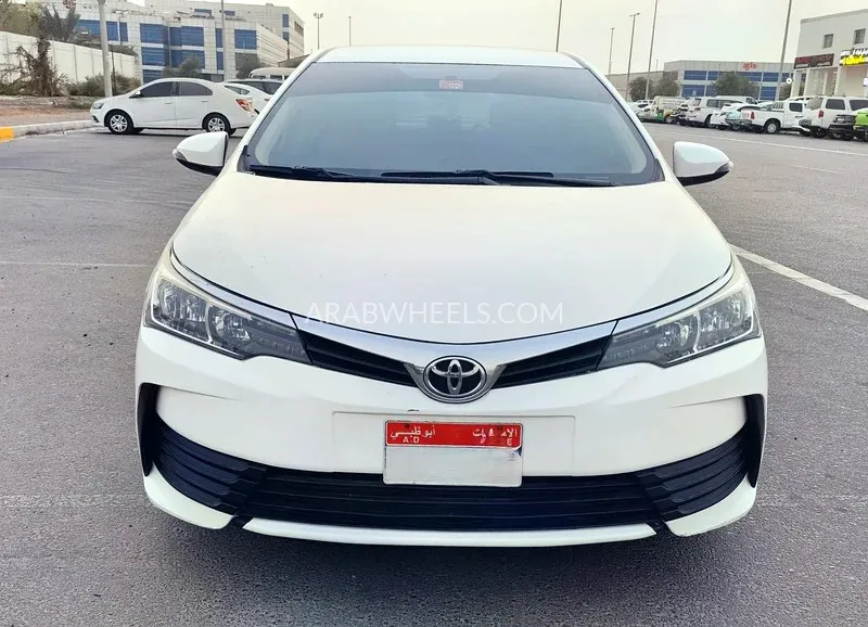 Toyota Corolla 2019 for Sale in Abu Dhabi Image-2