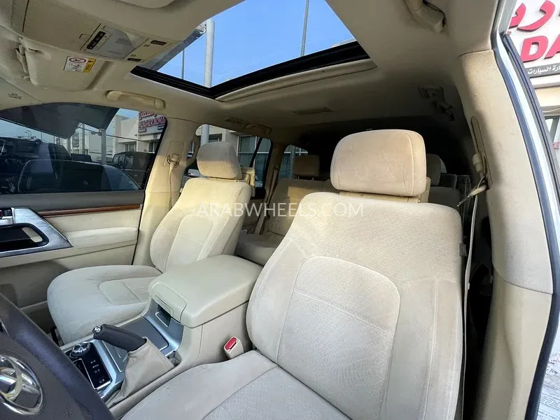 Toyota Land Cruiser 2017 for Sale in Sharjah Image-15