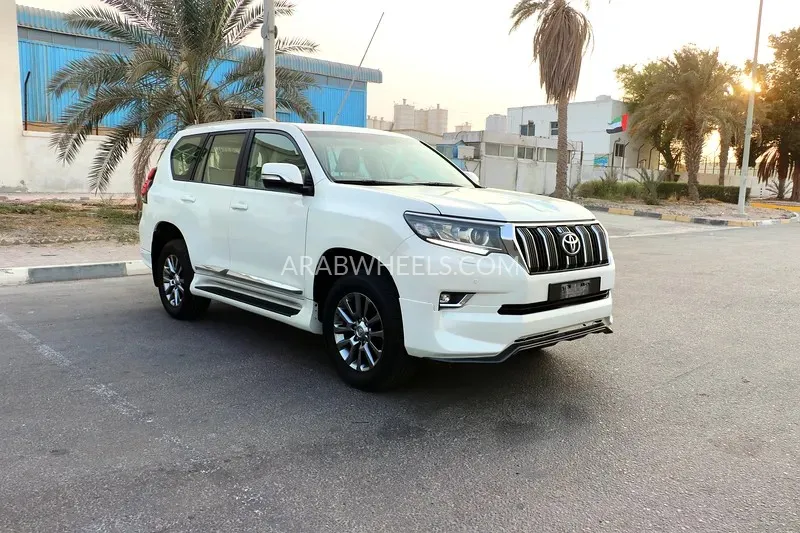 Toyota Land Cruiser Prado 2019 for Sale in Abu Dhabi Image-6
