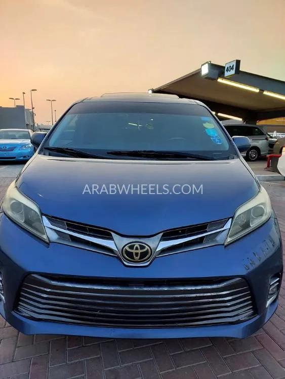 Toyota Sienna 2014 for Sale in Sharjah Image-16