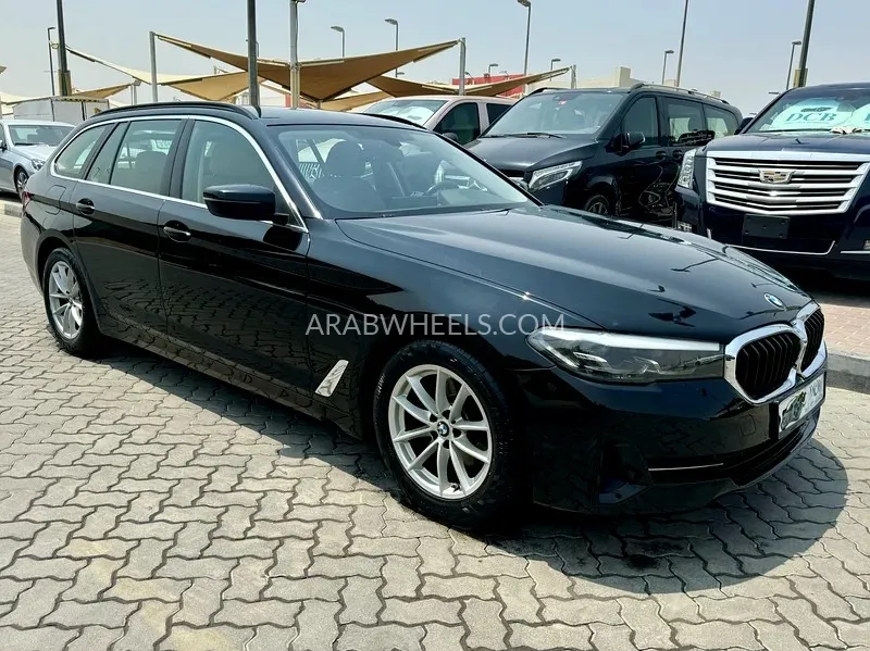BMW 5 series 2023 for Sale in Sharjah Image-2