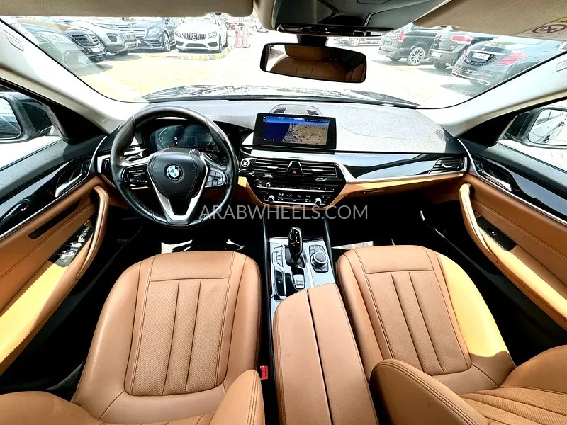 BMW 5 series 2023 for Sale in Sharjah Image-15