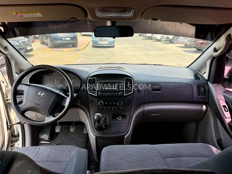 هيونداي H1 2016 for Sale in الشارقة Image-10