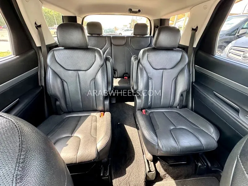 Hyundai Palisade 2020 for Sale in Sharjah Image-19