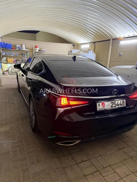 Lexus ES 2023 for Sale in Al Ain Image-6