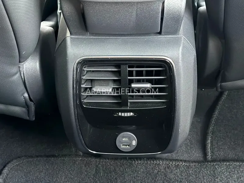 Ford Mustang Mach E 2022 for Sale in Sharjah Image-15