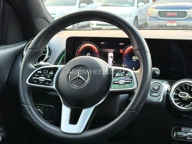 Mercedes Benz GLB 2020 for Sale in Sharjah Image-14