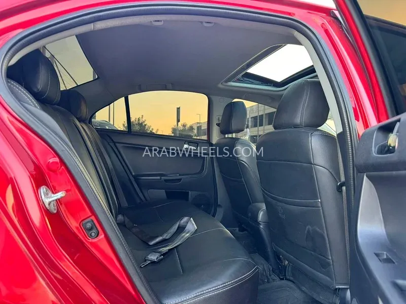 Mitsubishi Lancer 2015 for Sale in Sharjah Image-11