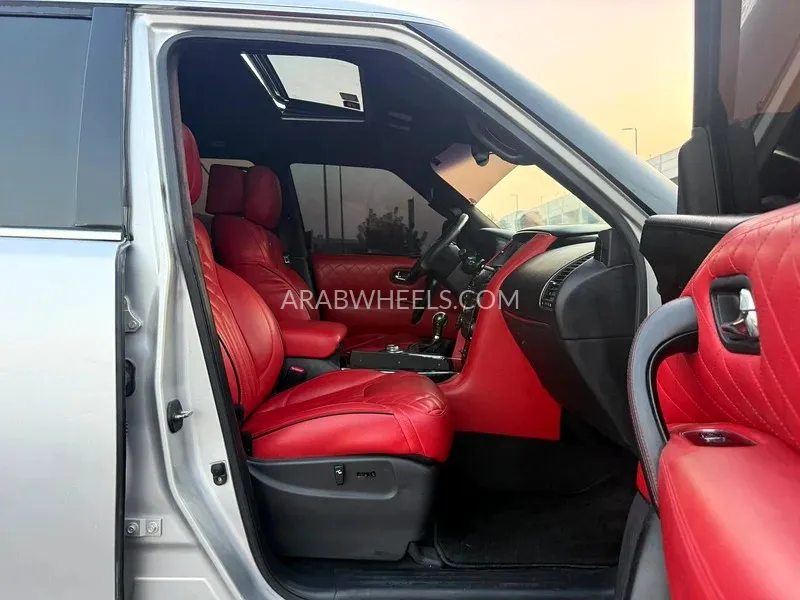 Nissan Patrol 2011 for Sale in Sharjah Image-7