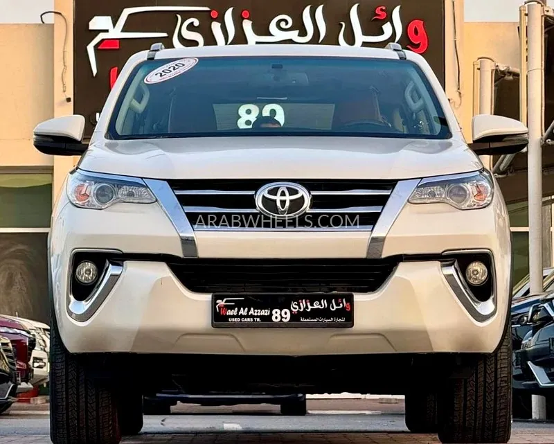 Toyota Fortuner 2020 for Sale in Sharjah Image-1