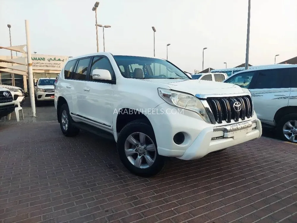 Toyota Land Cruiser Prado 2017 for Sale in Sharjah Image-2