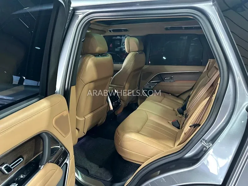 Land Rover Range Rover 2022 for Sale in Dubai Image-7