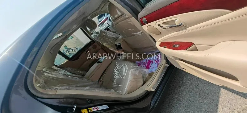 لكزس LS 2008 for Sale in الشارقة Image-13